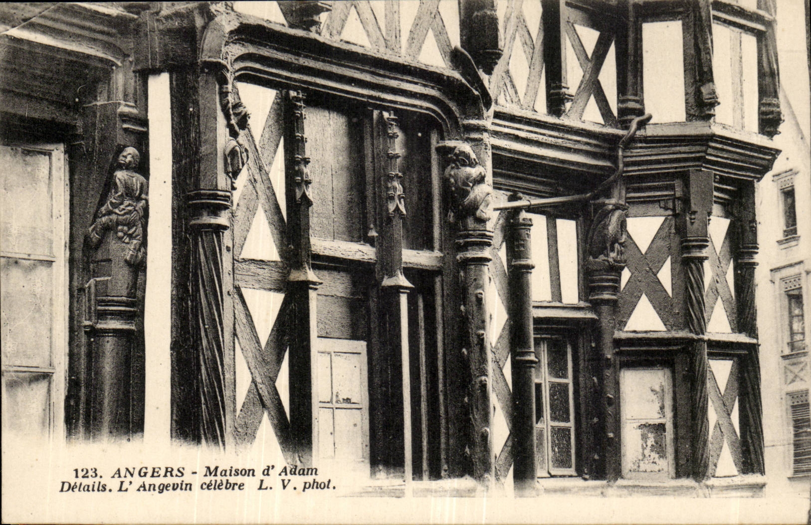 Angers CPA Maison d'Adam Details L'angevin celebre