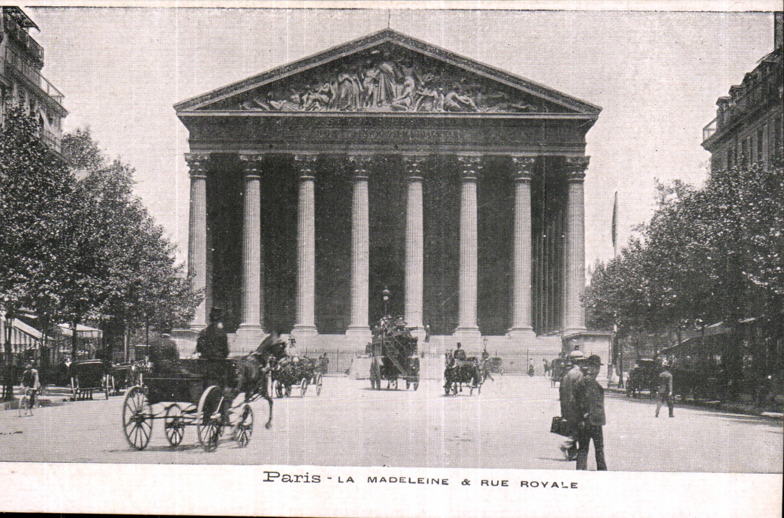 Paris CPA La Madeleine et rue royale