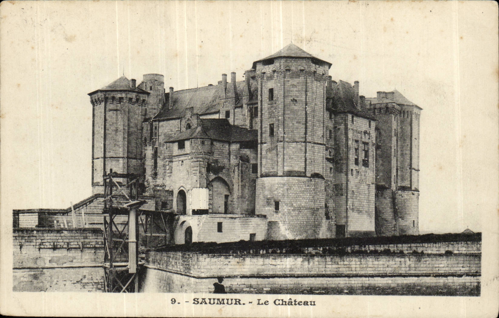 Saumur CPA Chateau fort
