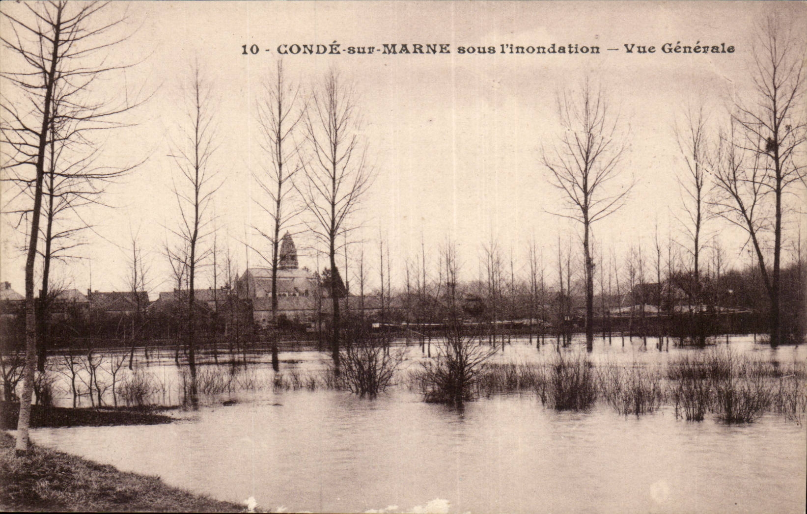 Conde-su-r Marne- sous l'inondation- Vue Generale-CPA