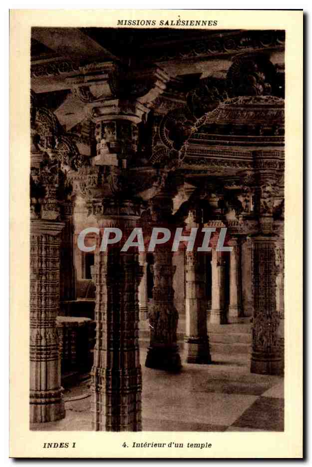 CPA Missions salesiennes Interieur d'un temple Indes (india Inde)