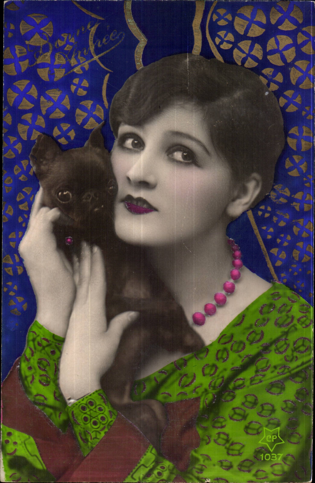 Femme avec chat — éditeur CP 1037