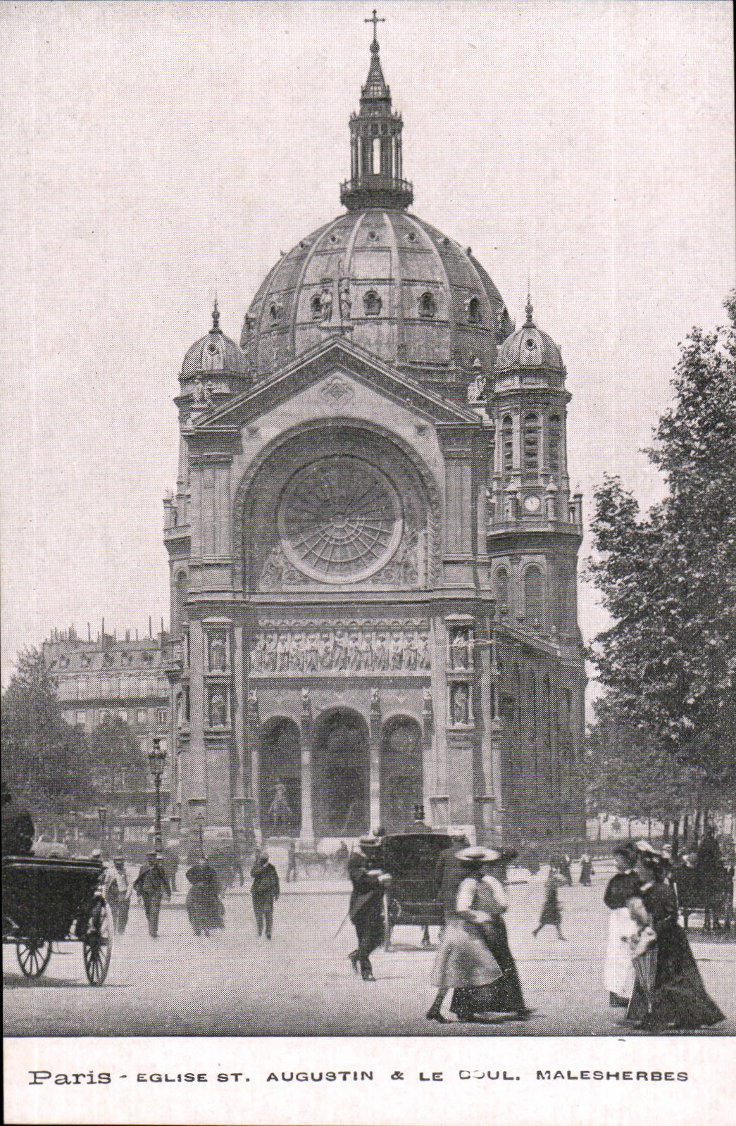 Paris CPA Eglise Saint Augustin et le boulevard Malesherbes