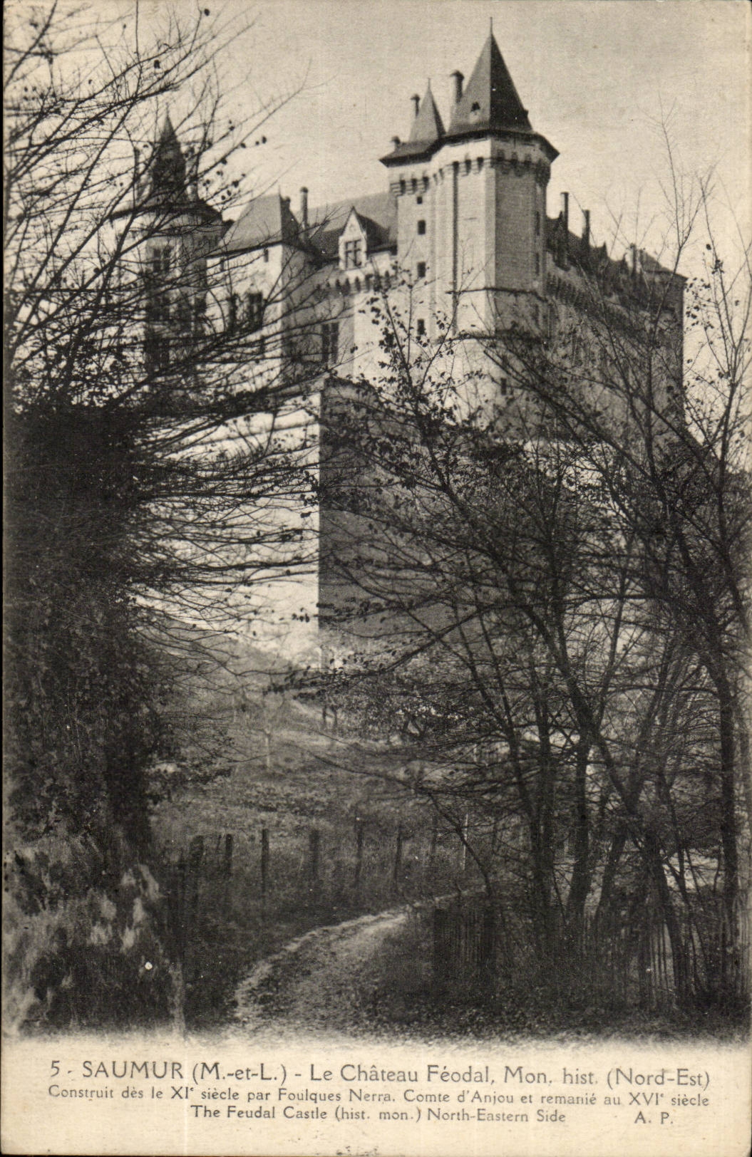 Saumur CPA Le chaetau feodal Anjou
