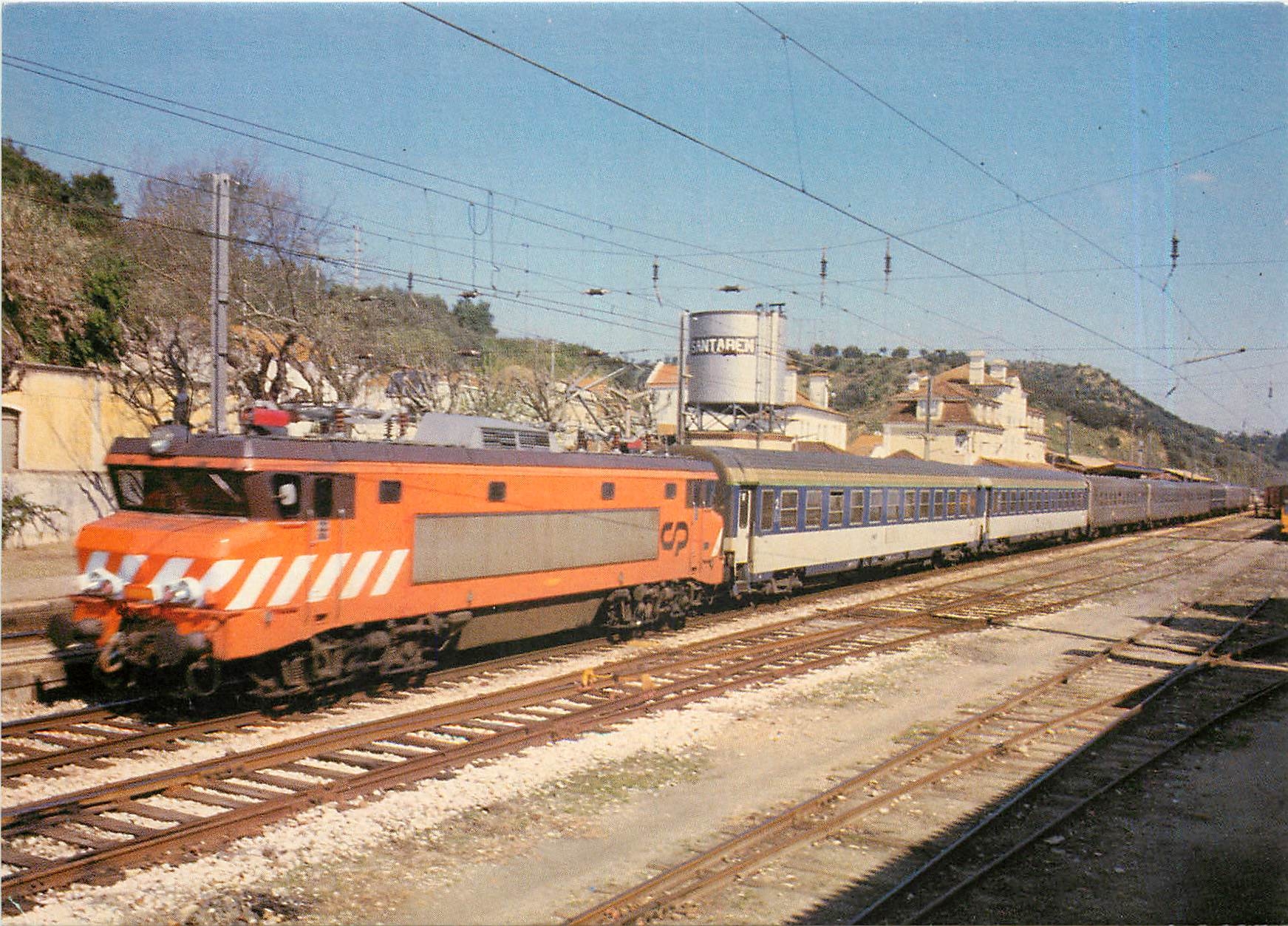 CPM O Sud Express Paris Lisboa atravessandro Santarem rebocado por uma 