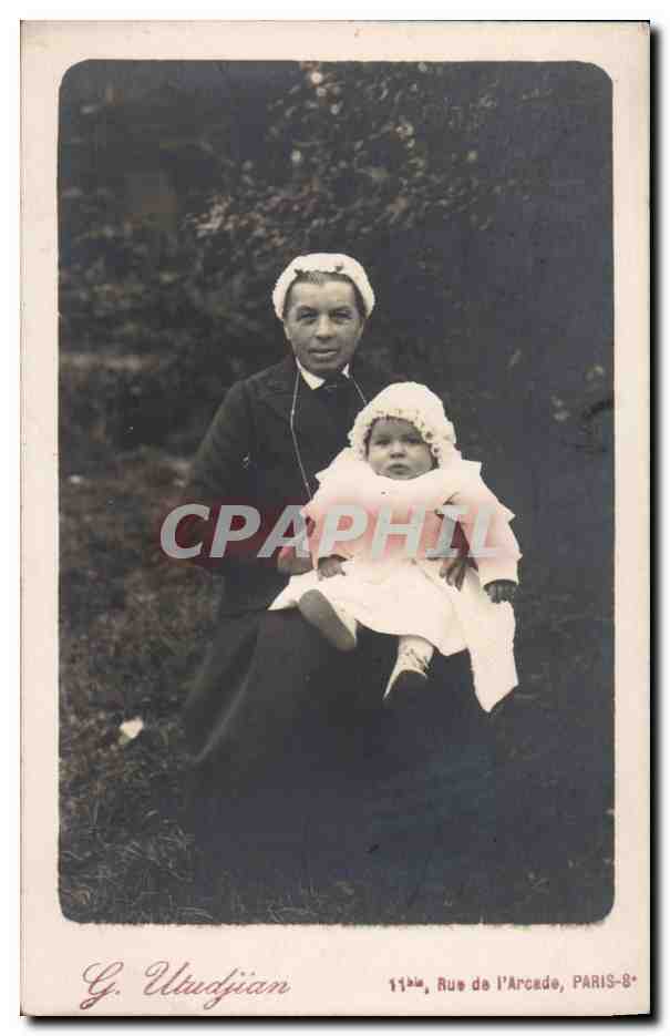 Carte Photo CPA Femme Utudijan 11bis rue de l'arcade paris 8eme