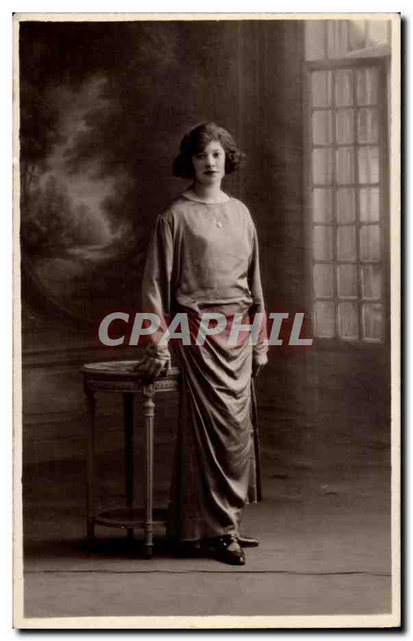 Carte Photo CPA Femme Folklore Annees folles