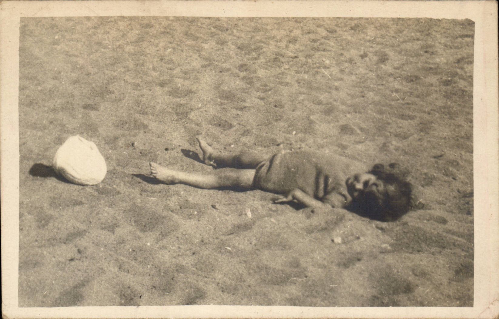 Carte Photo CPA plage Enfant 