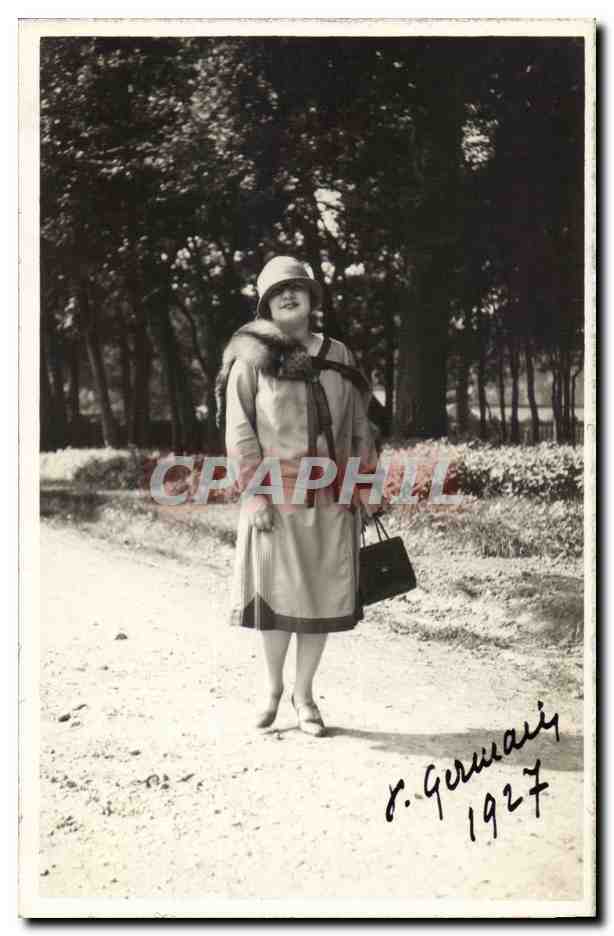 CPA Carte photo Femme Annees Folles 1927 costume