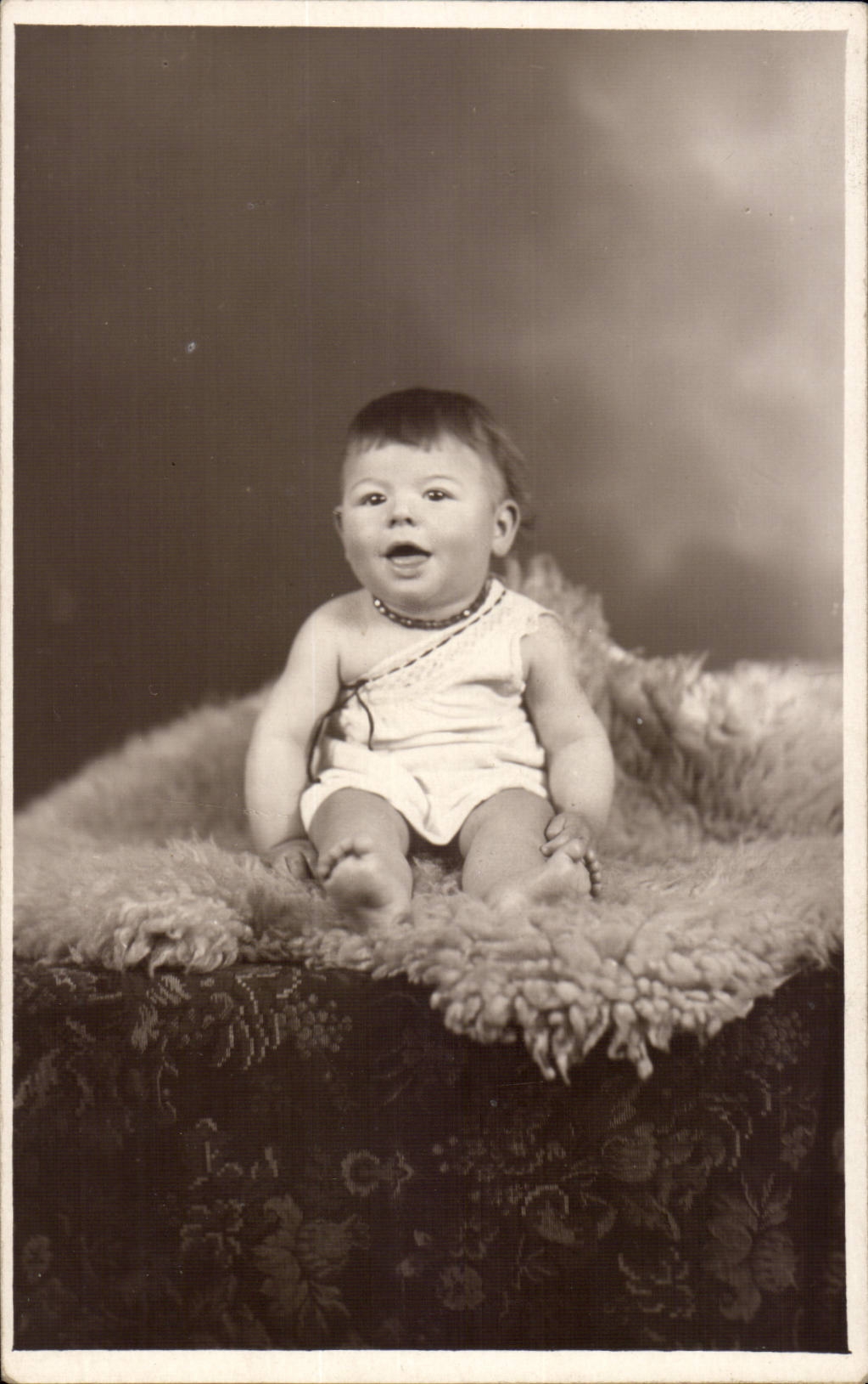 CPA Carte photo enfant bebe