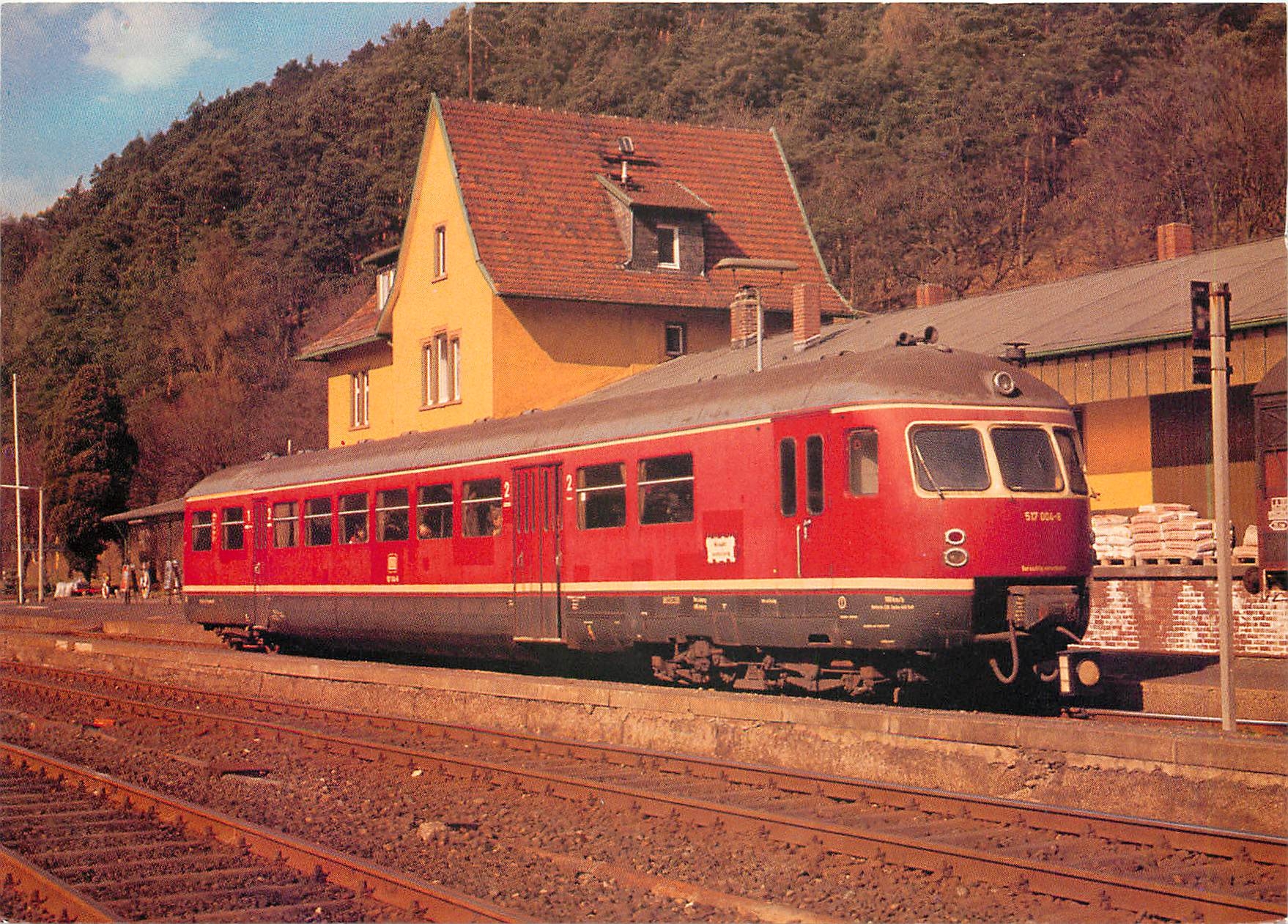 CPM CP 82 DB L'automotrice a accumulateurs 517 004 8 appelee cigare a Bad Schwalbach