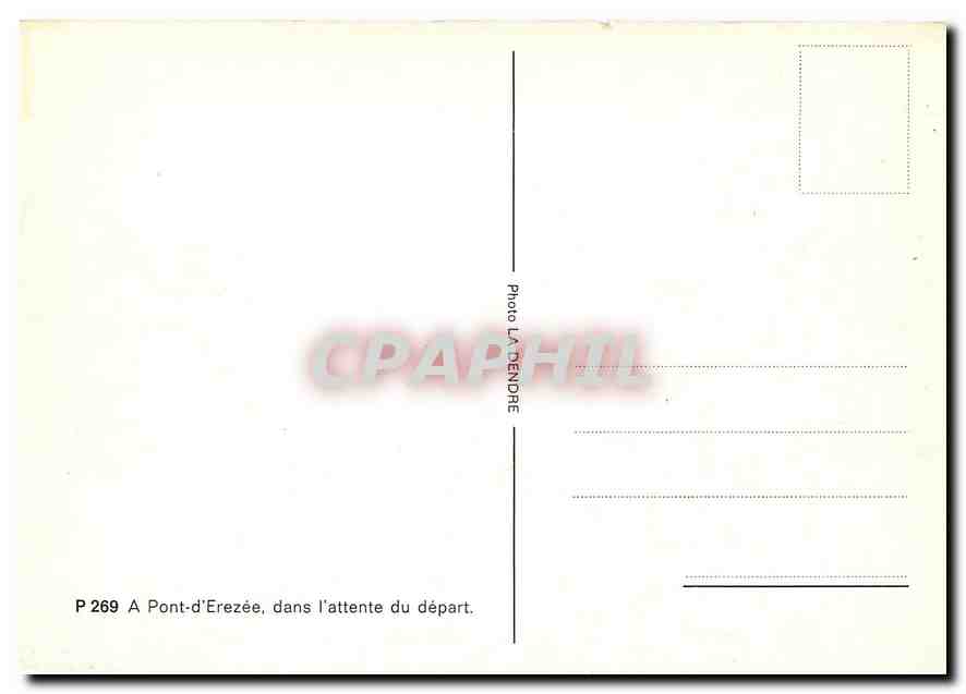 CPM A Pont d'Erezee dans l'attente du depart — Verso