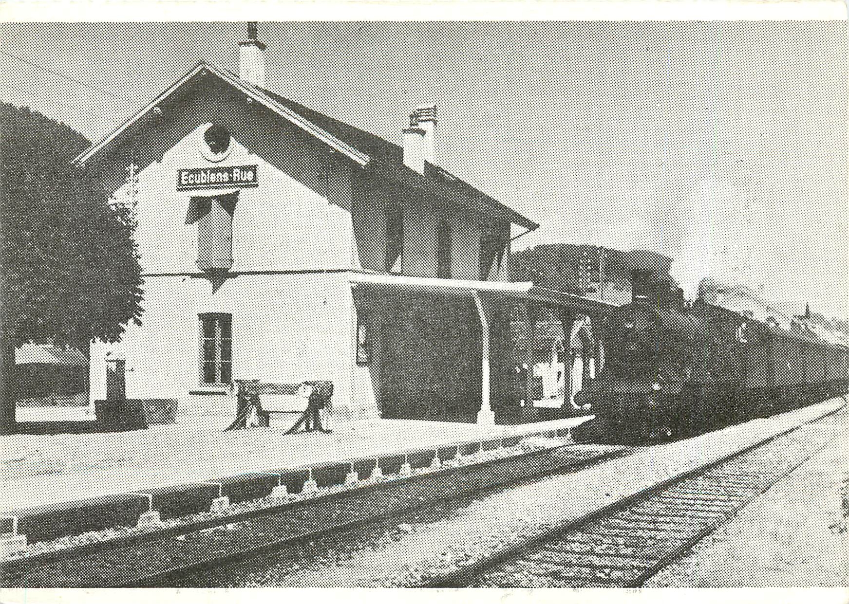 CPM Vaud Gare Eculens Rue Train