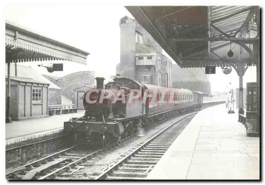 CPM Engine no 5562 with a train from Par at Newquay 