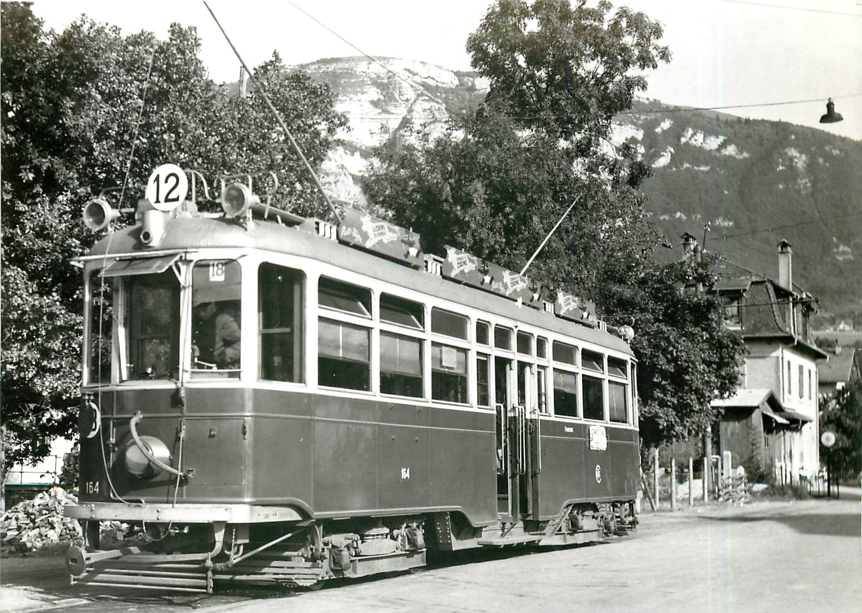 CPM CE 2 4 164 a la douane de Croix de Rozon Lausanne
