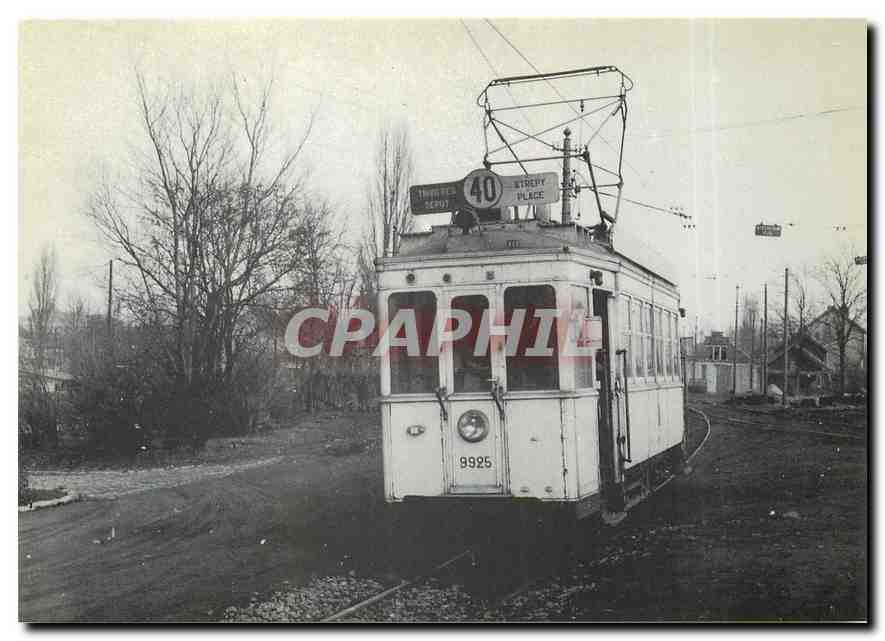 CPM Triviers depot Motrice a 2 essieux