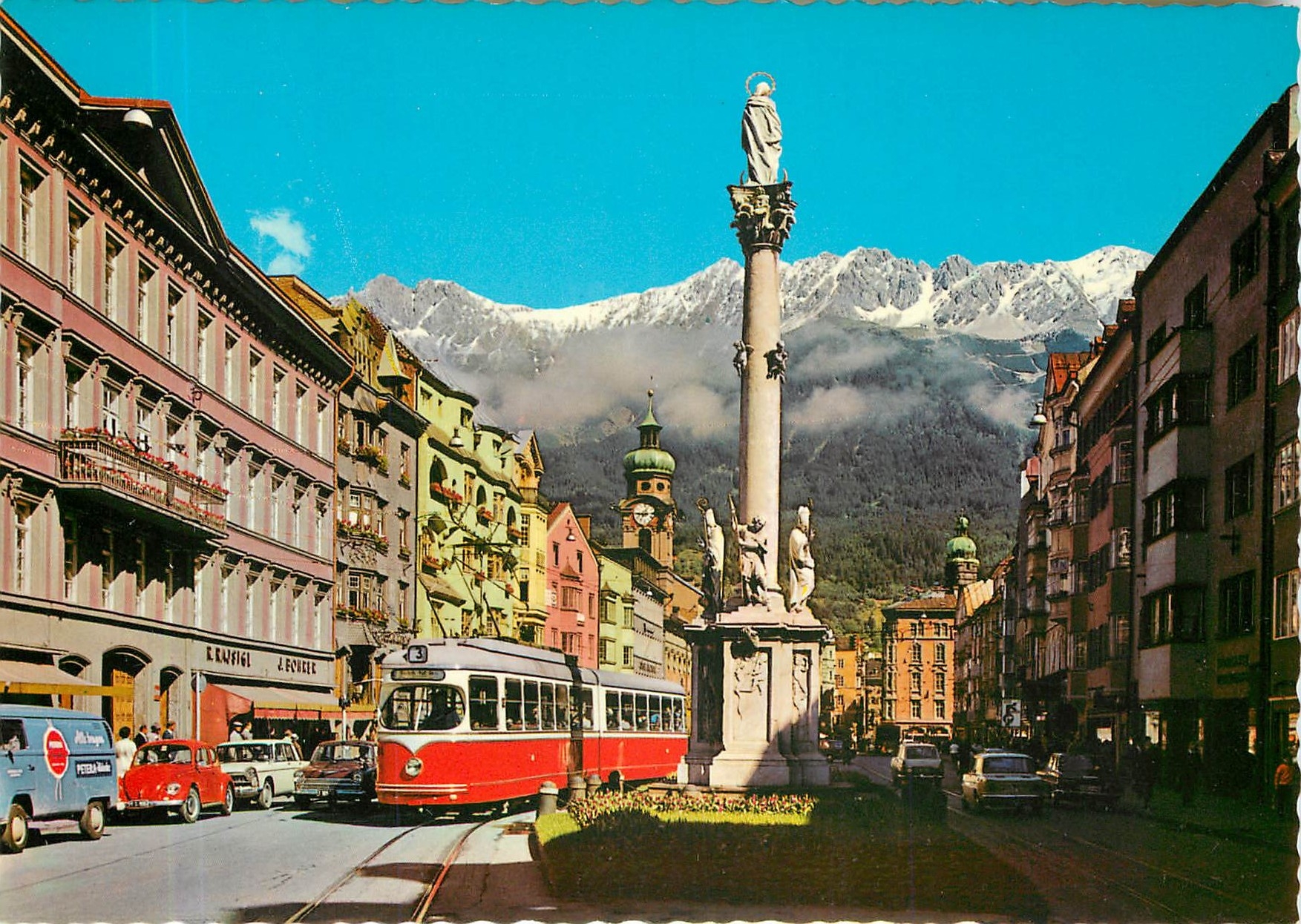 CPM Alpenstadt Innsbruck Tirol  Maria Theresien Strasse mit Annastaule gegen die Nordkette