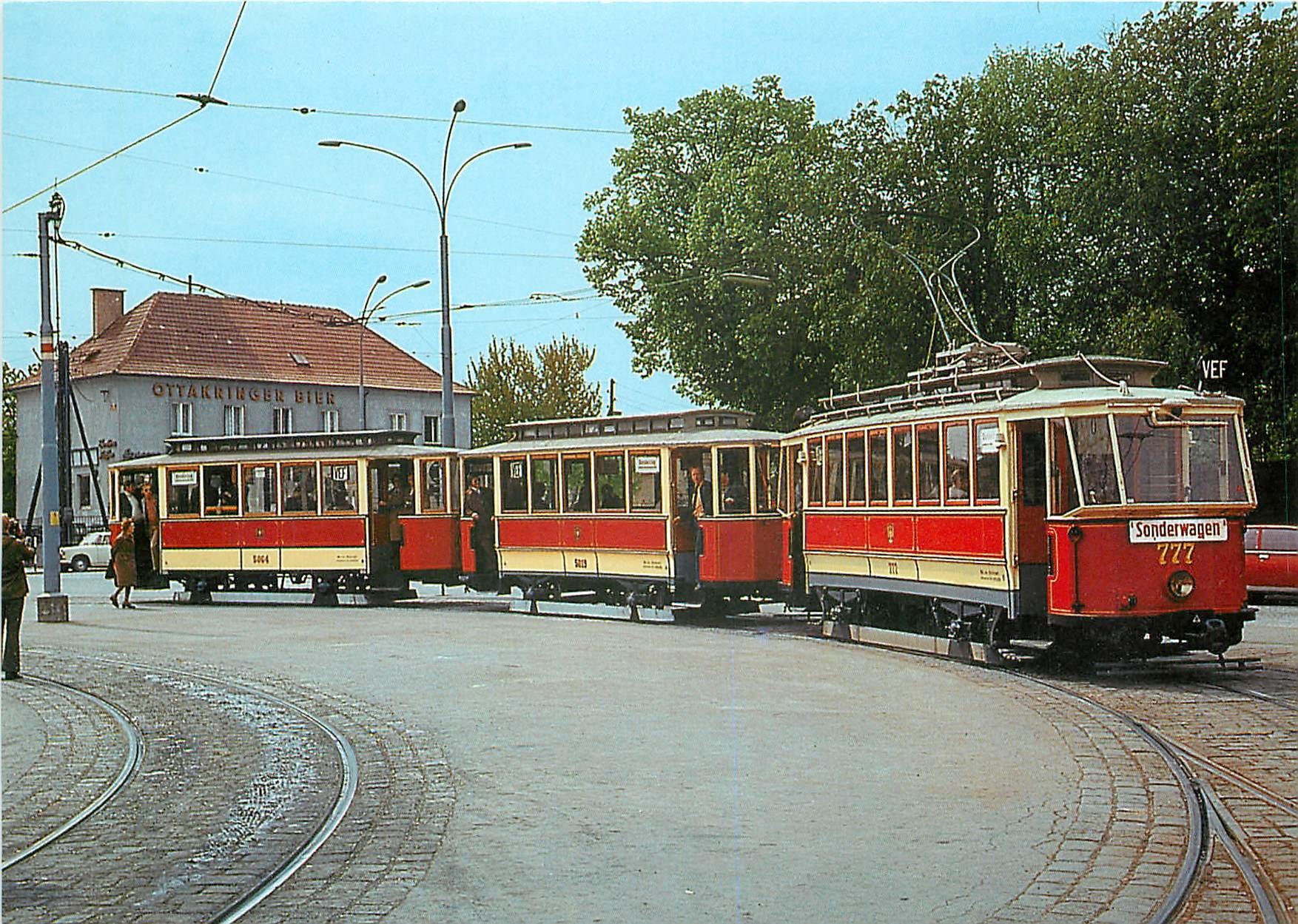 CPM G777 D2 5019 und 5064 als Sonderzug am Joachimstalerplatz 