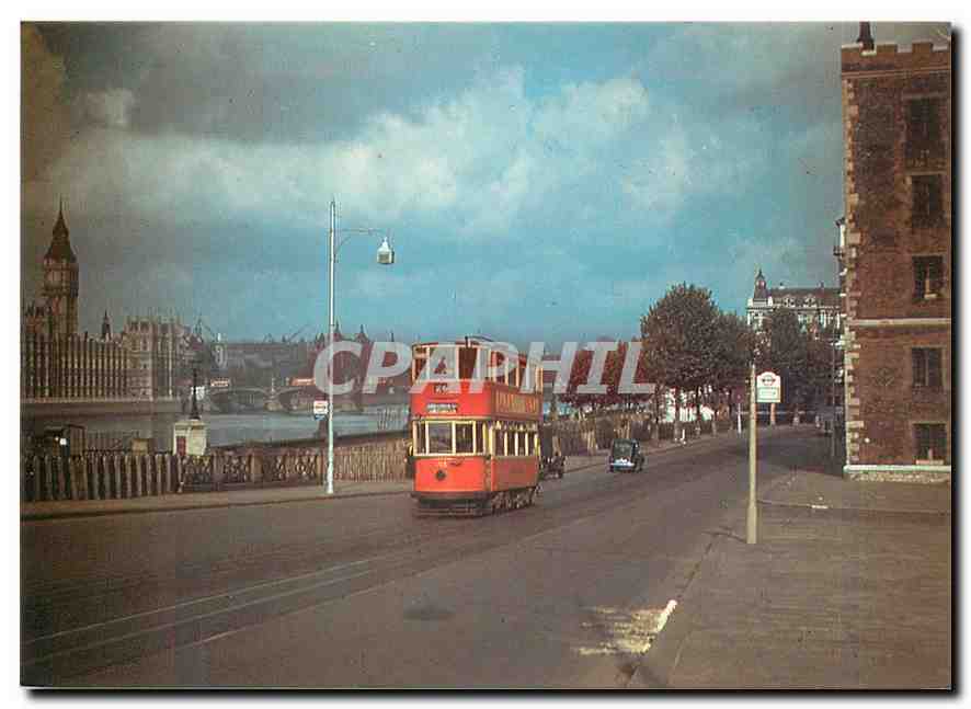 CPM An American visitor took this rare colour photo of a London E1 type Tram 
