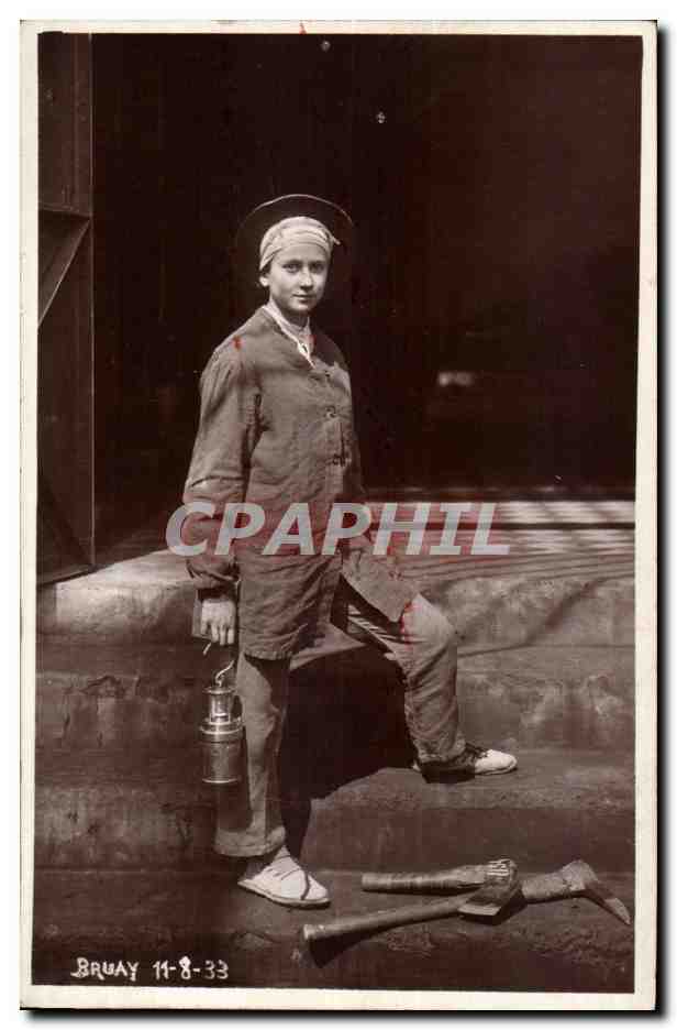 CPA Carte photo Mineur femme