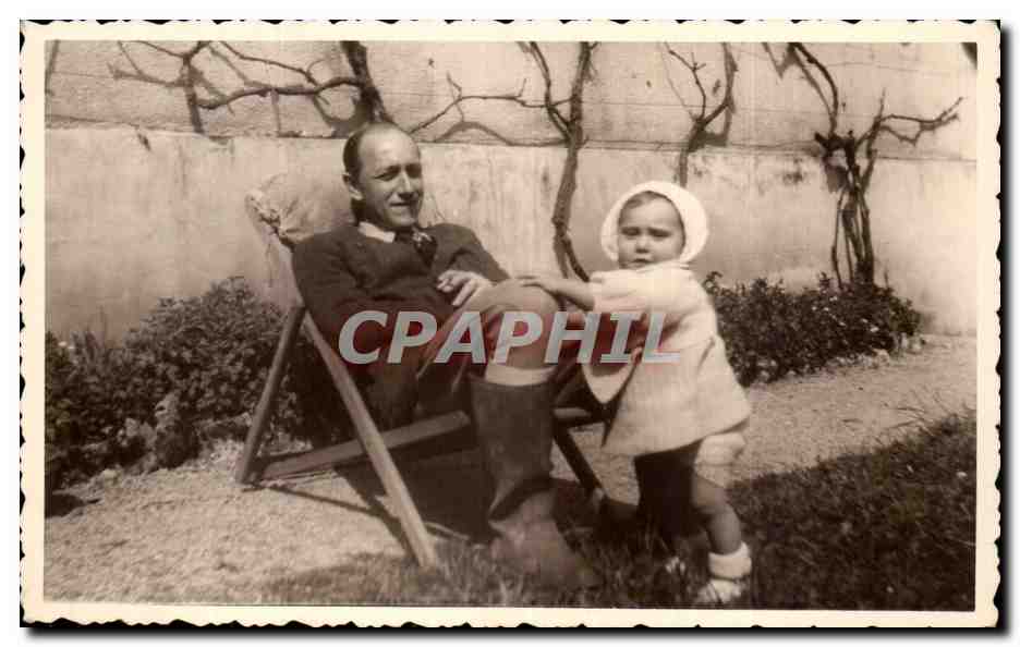 CPA CArte Photo enfant et grand pere