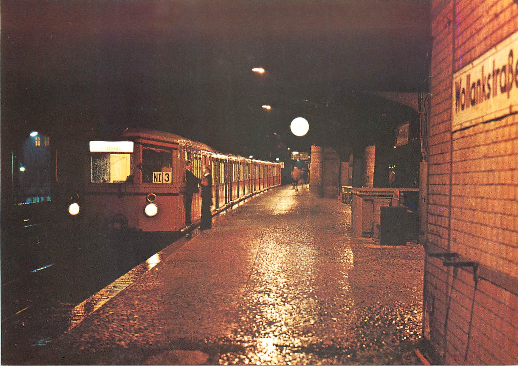 CPM Berliner S-Bahn Abenstimmung auf dem S-Bahnhof Wollankstrasse am 8.1.1984