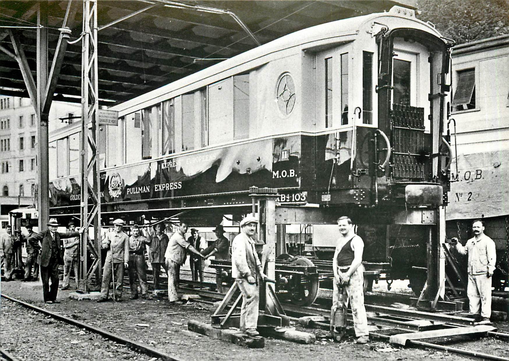 CPM Montreux arriveee de l'AB4 103 de la CIWL en 1931