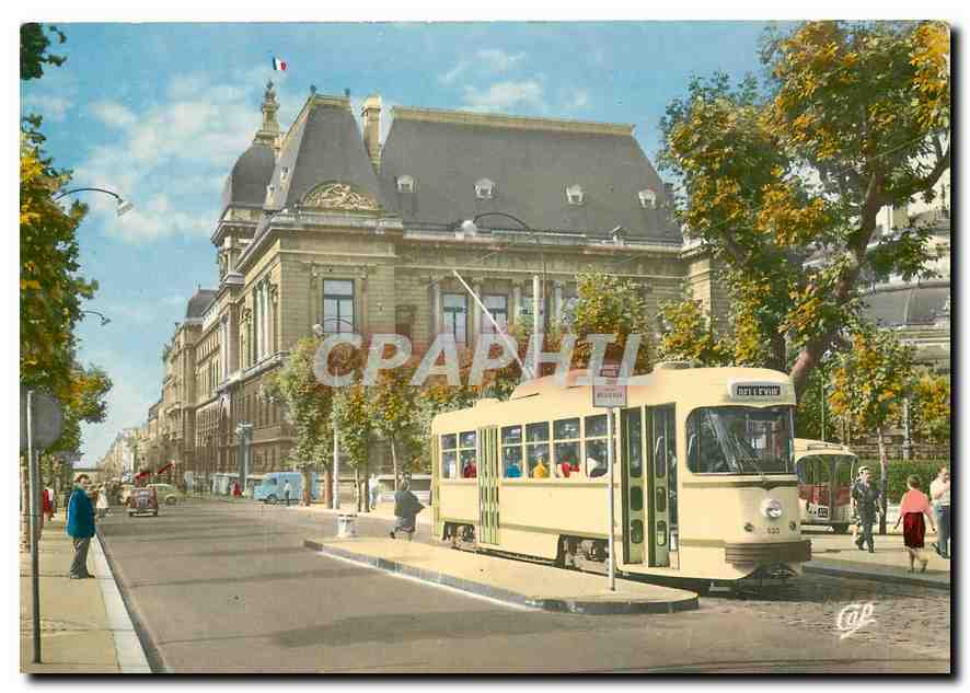 CPM St-Etienne La Prefecture et Rue du General de Gaulle