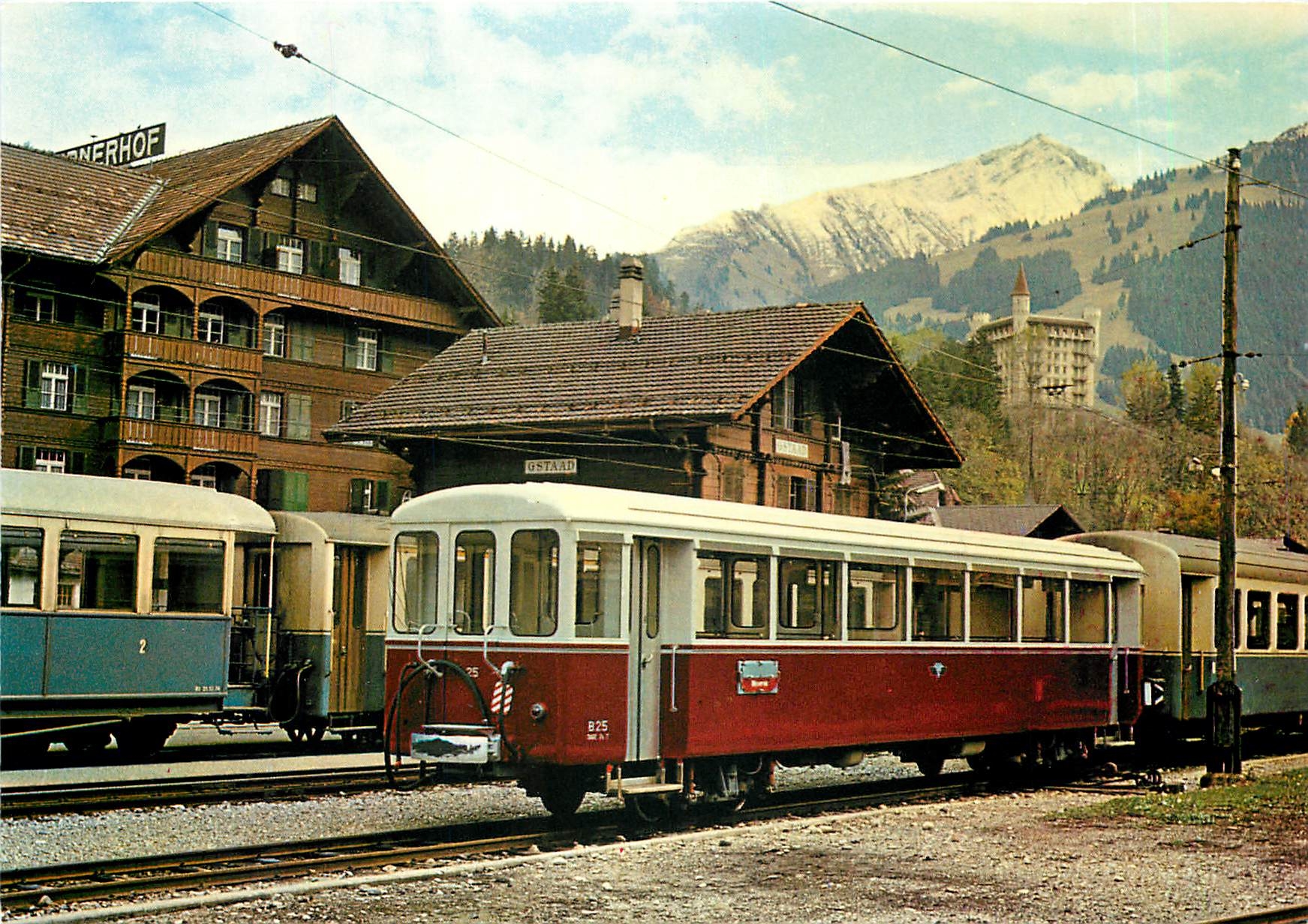 CPM B25 a suspension pneumatique en demonstration sur la ligne MOB Gstaad 18.10.76
