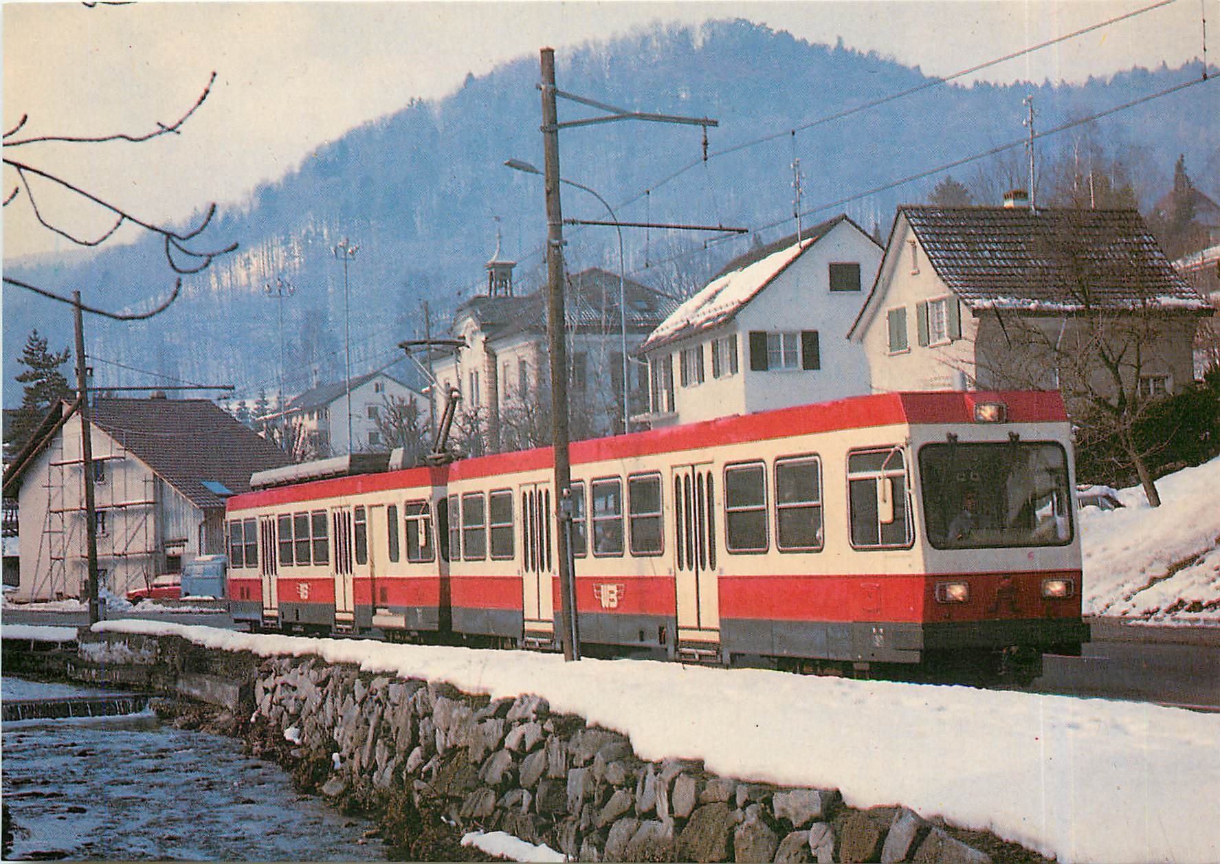 CPM CP 122- L'une des nouvelles automotrices du Waldenburgerbahn (WB) Liestal-Waldenburg a Niederdor