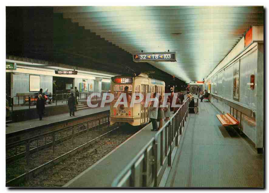 CPM Bruxelles Arts Loi Metro
