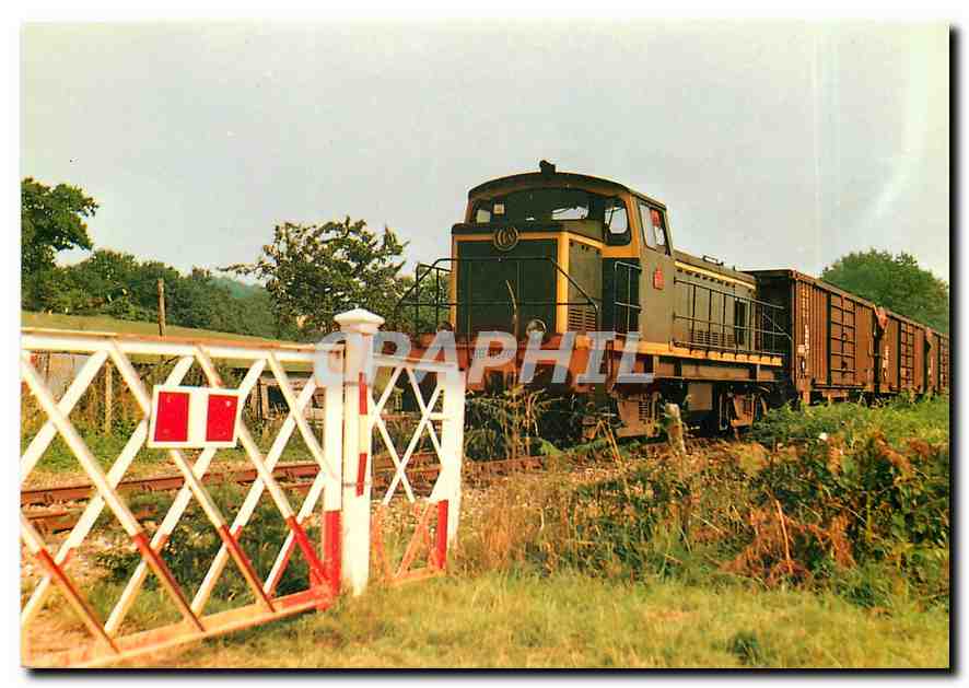 CPM Montigne le Brillant (53) Passage a niveau No.7