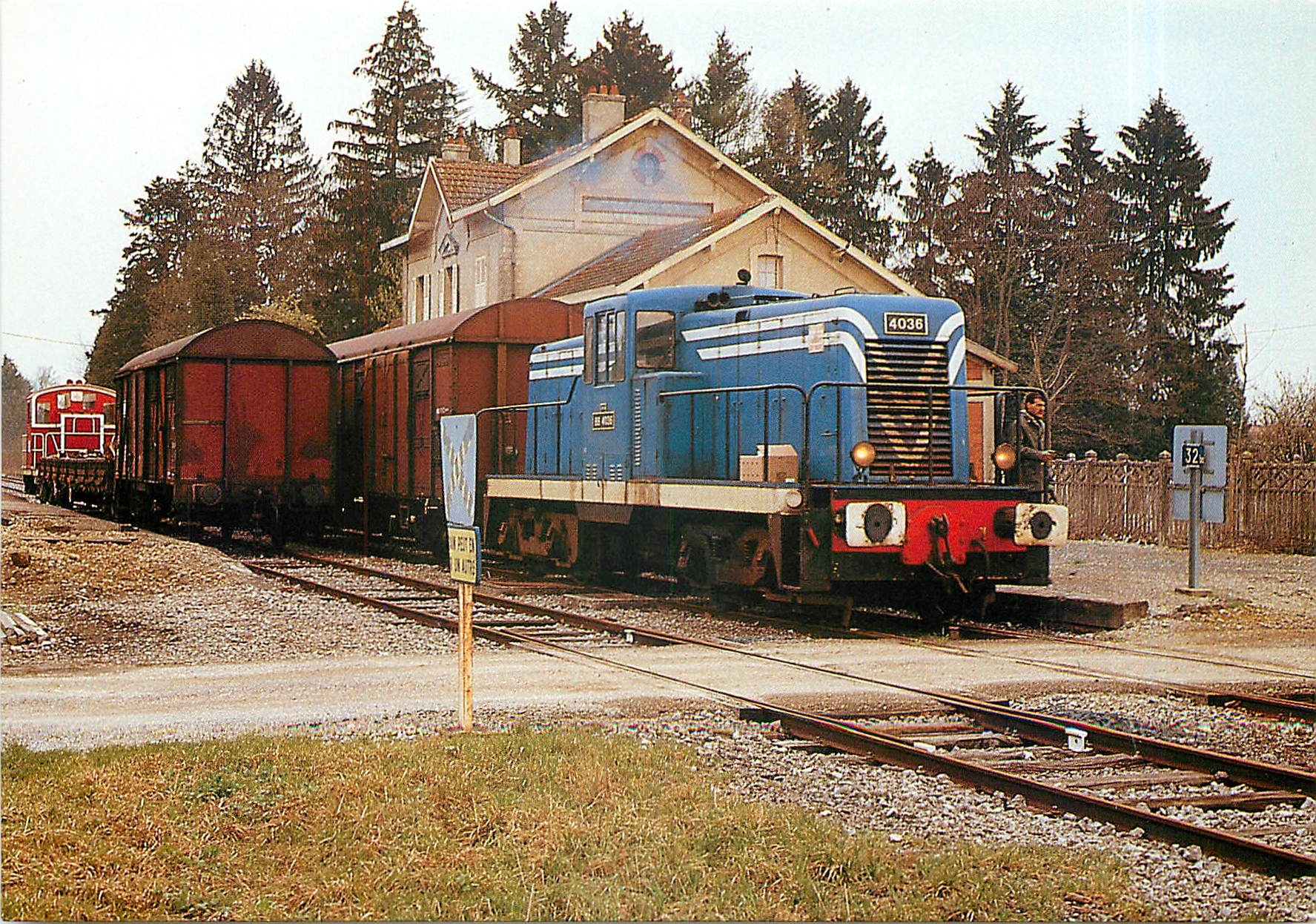 CPM Wassy (52) Ligne de St-Dizier a Doulevant-le-Chateau