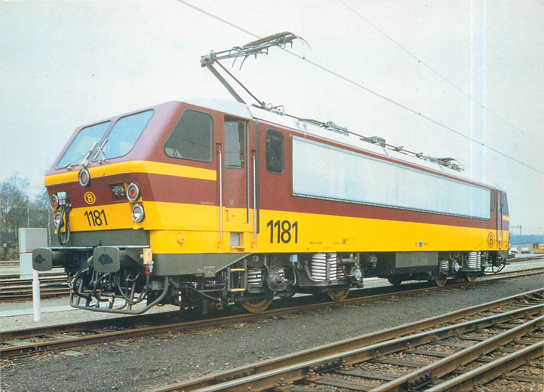 CPM Electrische locomotief van de Belgische spoorwegen uit de serie 1100