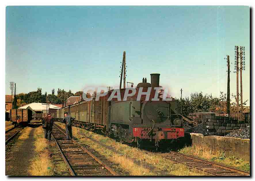 CPM Train a vapeur en Gare de Caudry (Nord). Le 4 octobre 1958