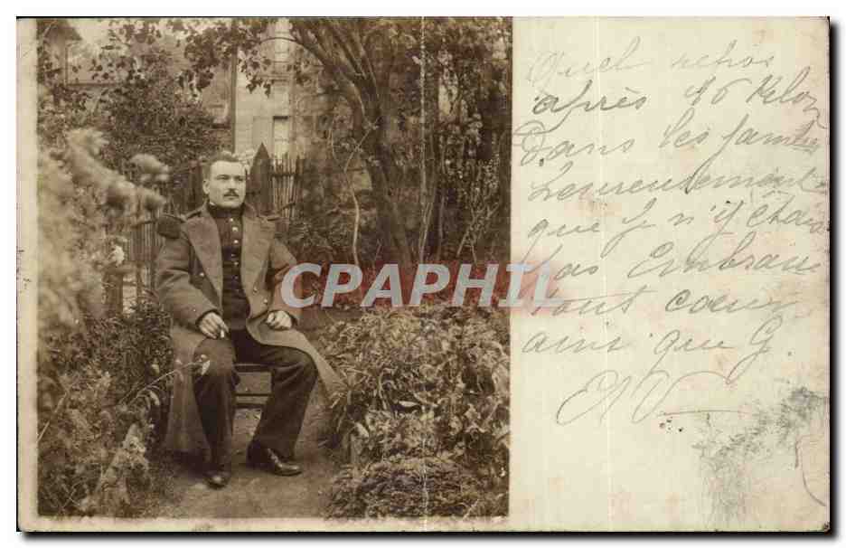 Carte photo Homme en uniforme militaria