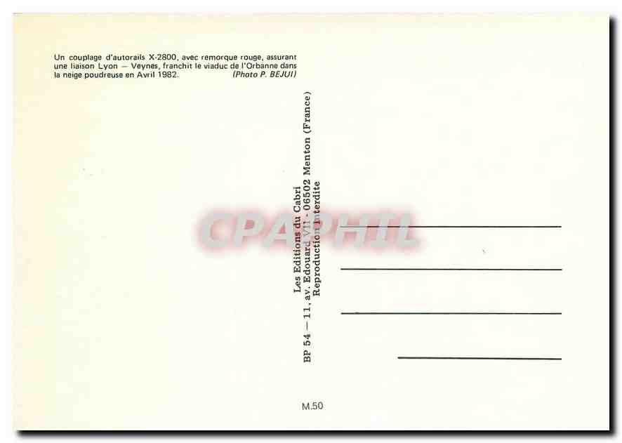 CPM Un couplage d'autorails X-2800 avec remorque rouge — Verso