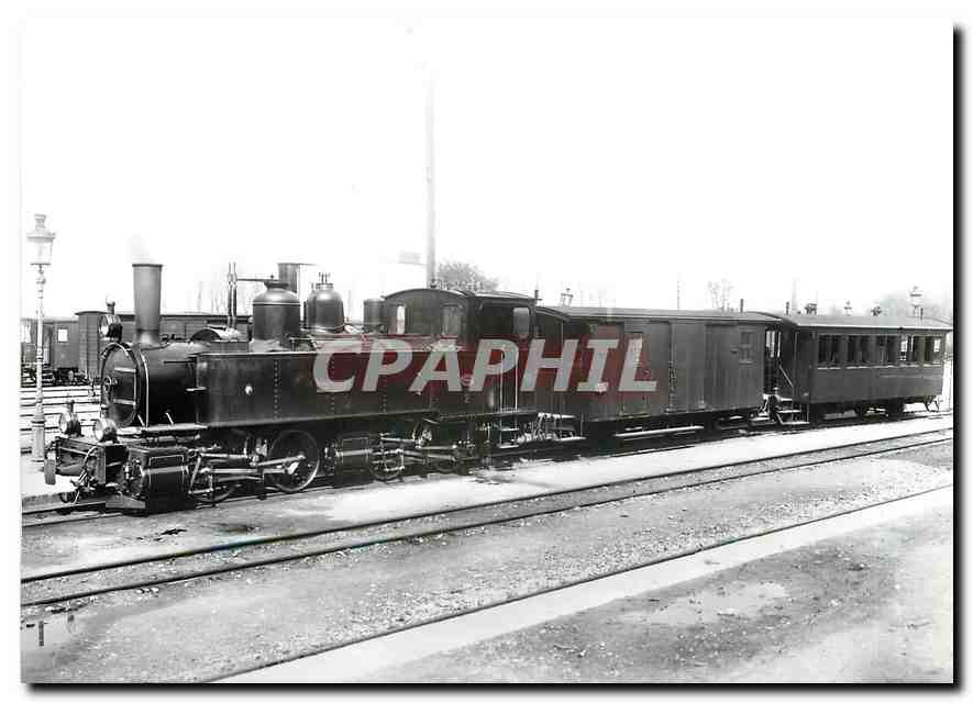 CPM Yverdon - Ste-Croix  Un train en gare d'Yverdon vers 1900