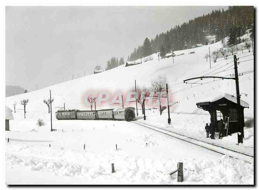 CPM Train pour Montreux a la halte des Combes 21.2.1965