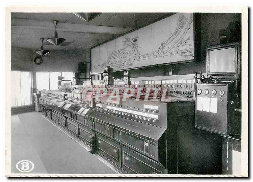 CPM Interieur de la cabine de signalisation de Manage