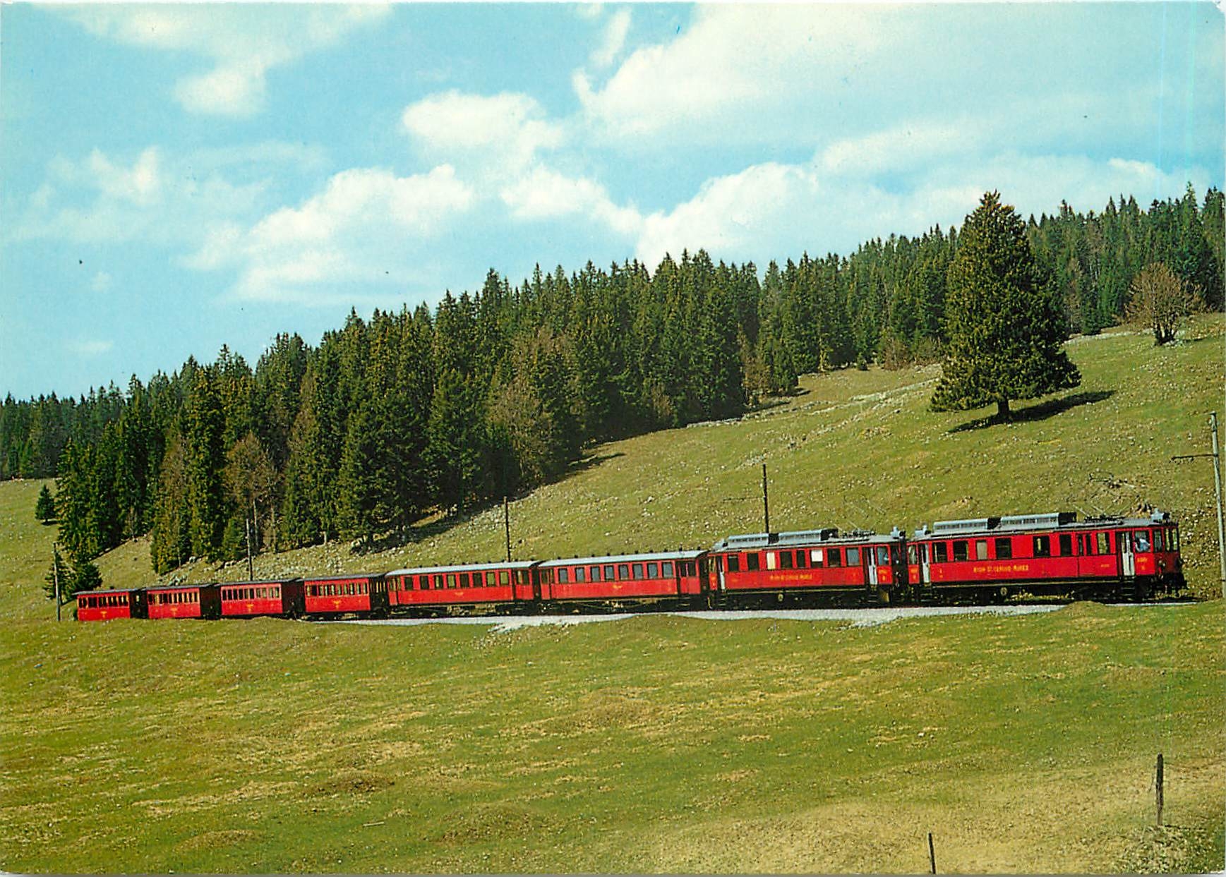 CPM Plateau de la Givrine avec un train exceptionnel