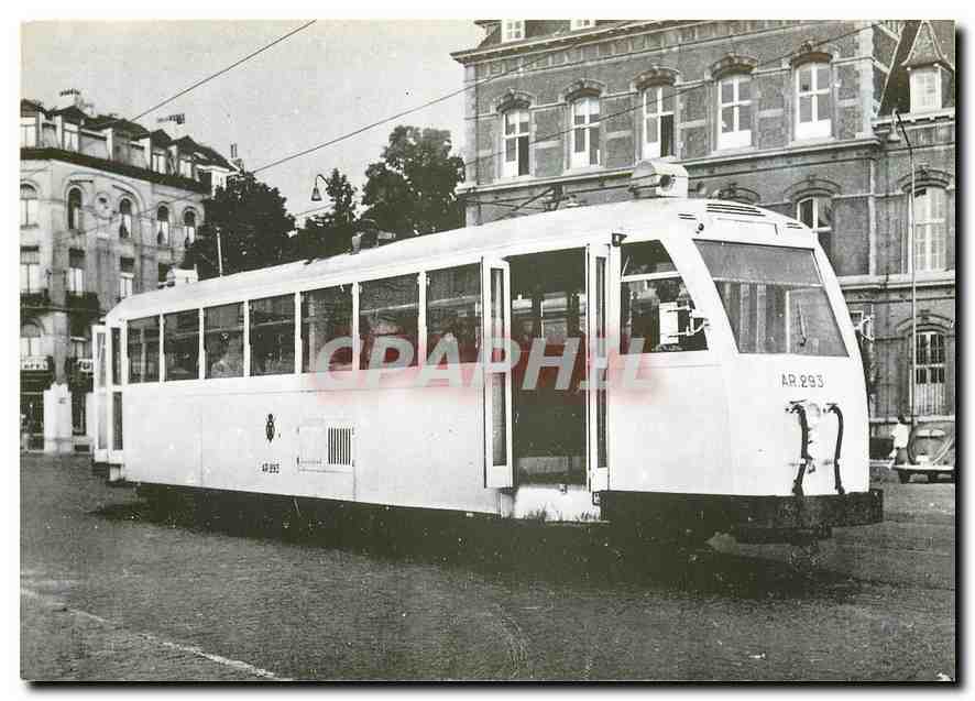 CPM Automotrice A Bogies 293 en livree creme a la Place Dailly