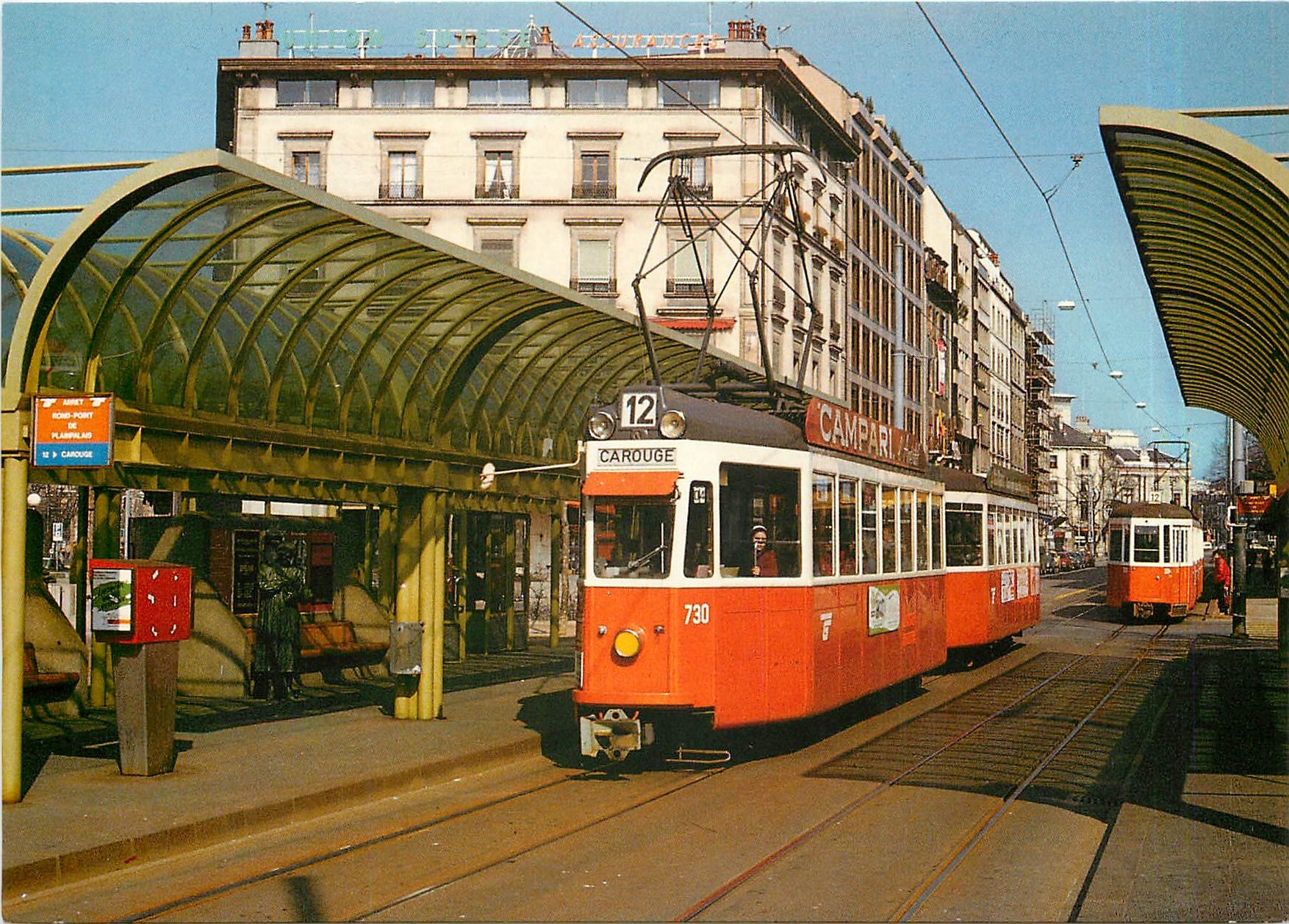 CPM Composition Be au Rond Point de Plainpalais