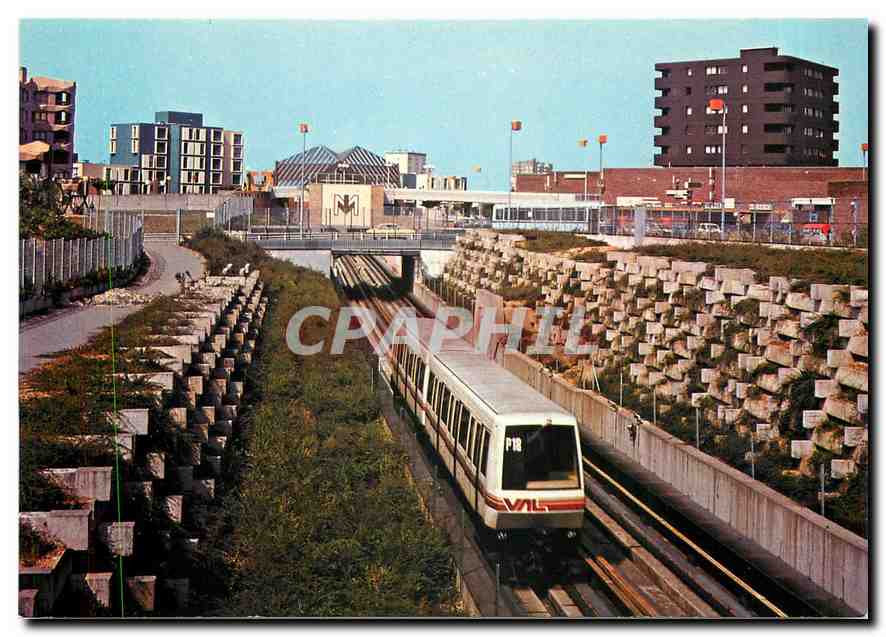 CPM Lille le métro à Villeneuve d'Ascq