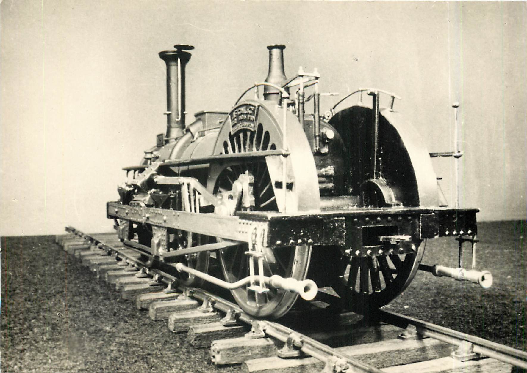 CPM Locomotive Crampton de l'Est nommée le Continent
