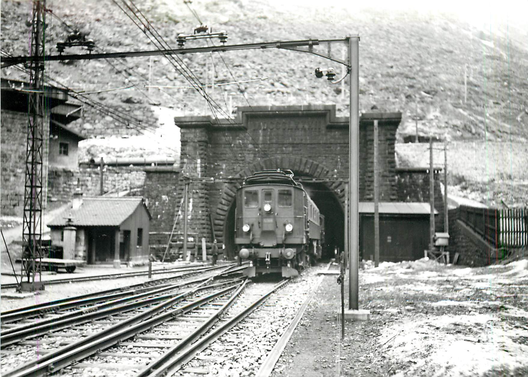 CPM Gotthardbahn Tunneleingang bel Goschenen