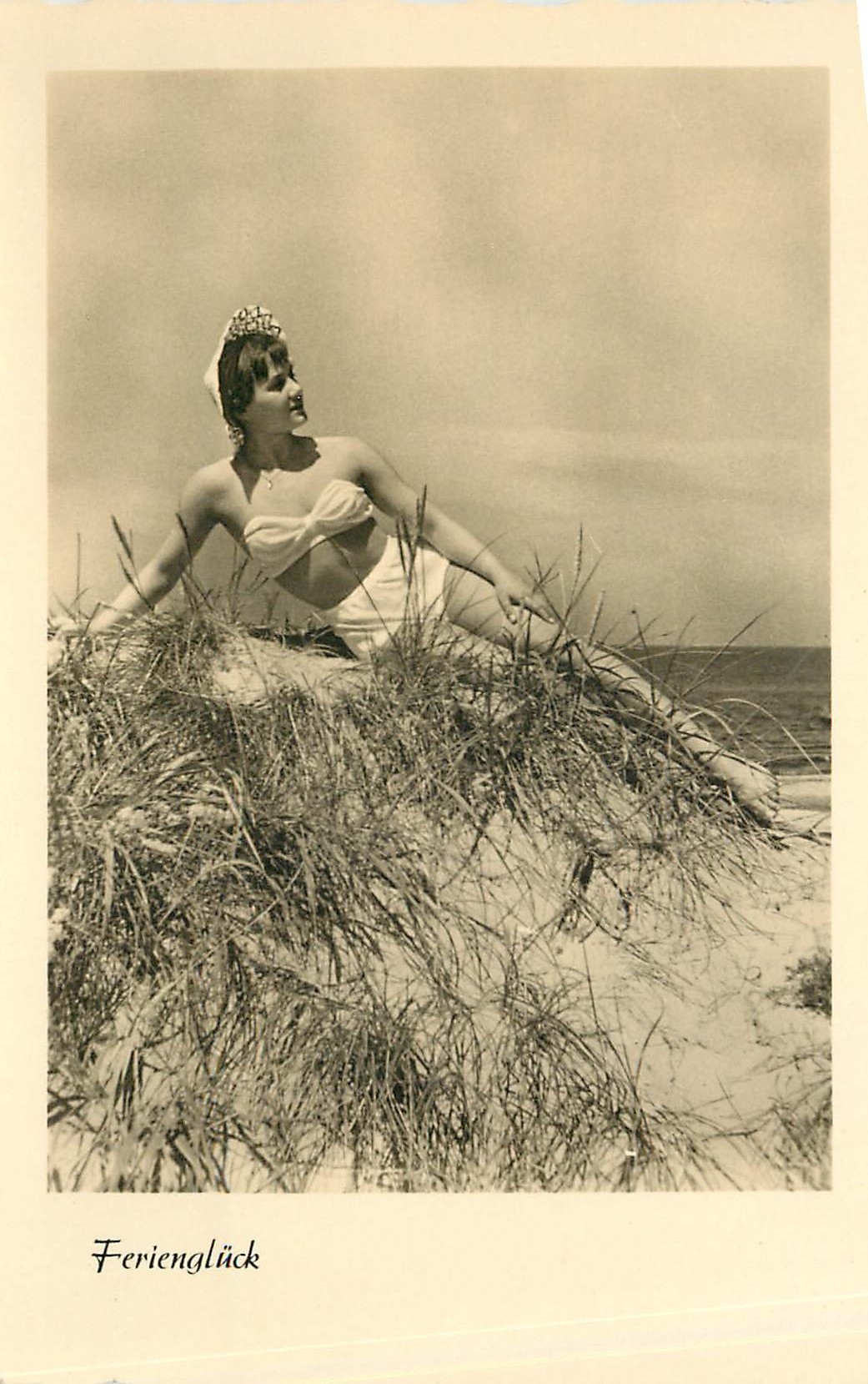 Ferien Glück — femme en maillot de bain sur dune — Gelsenkirchen, Magdeburg