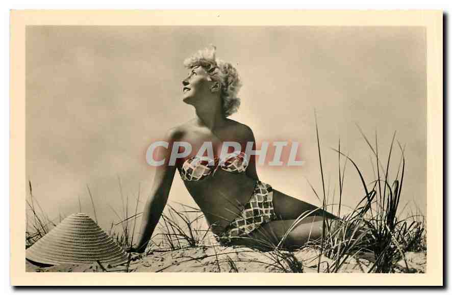 CPA Femme nue erotique 