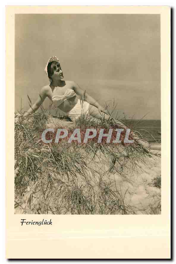 Félicité de vacances — femme en robe blanche et couronne sur dune — éditeur Geb. Catali, Magdeburg, n° 4076