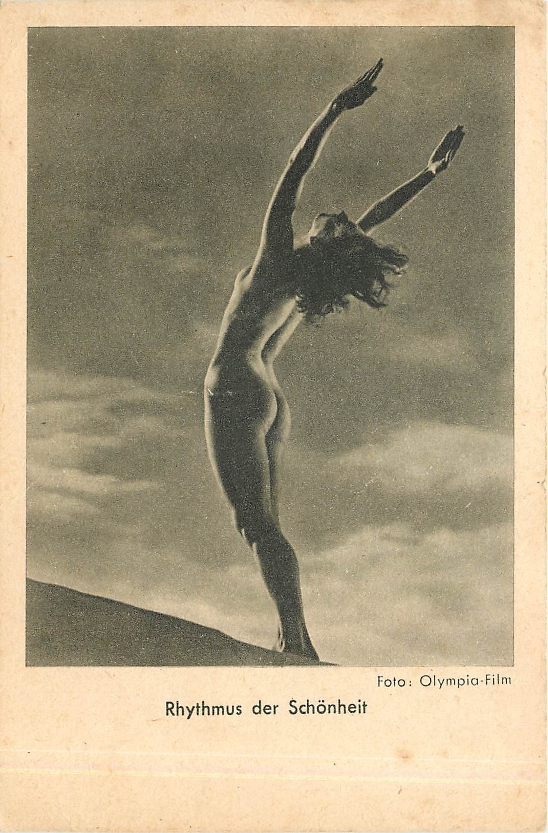 CPA Femme nue erotique 